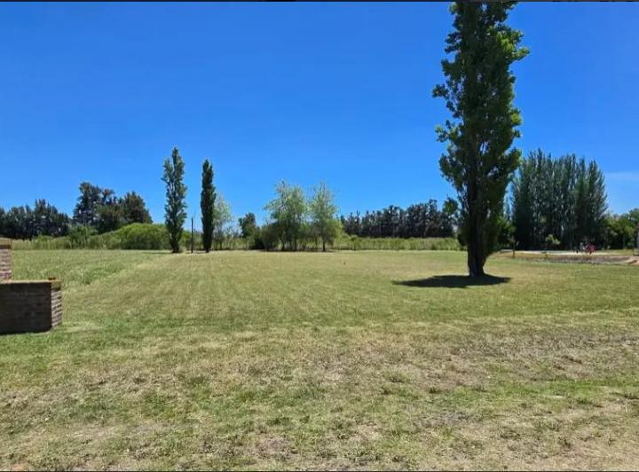 Terreno · 2500m²