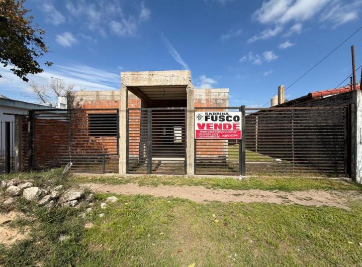 Terreno · 233m²