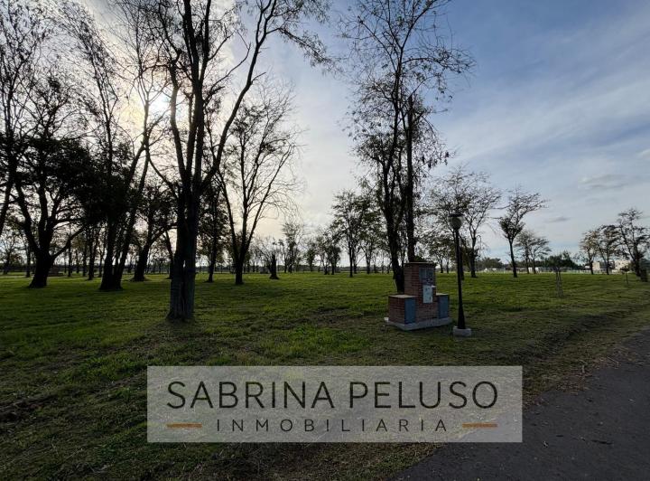 Terreno · 786m²