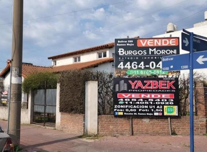 Terreno · 327m²