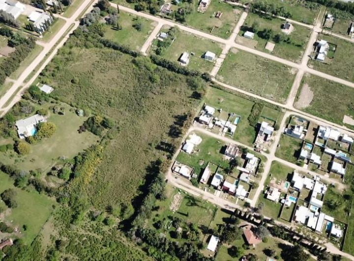 Terreno · 300m²