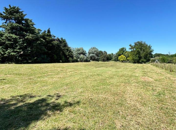 Terreno · 5060m²