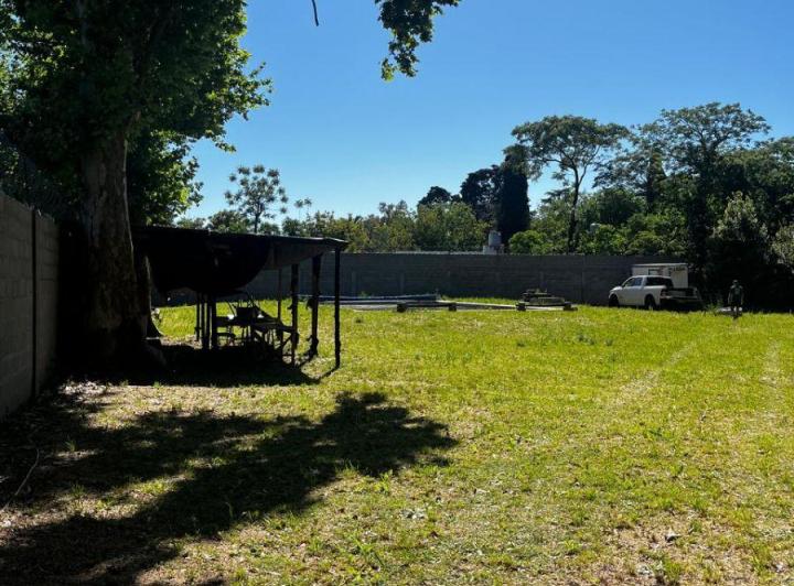 Terreno · 1800m²