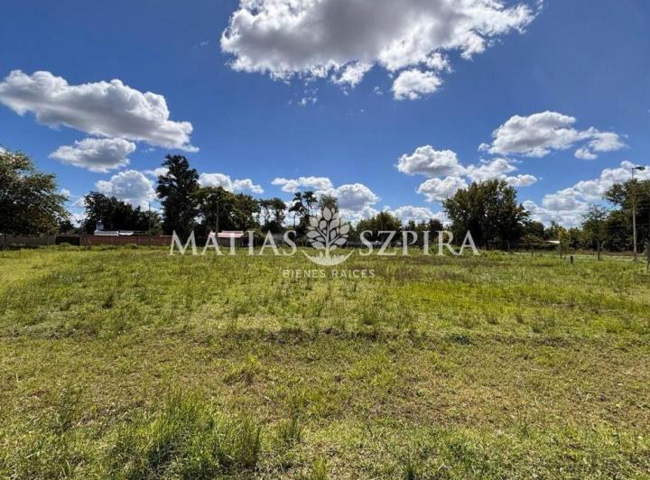 Terreno · 4100m²