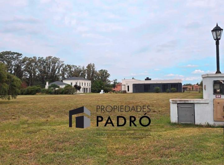 Terreno · 2011m²