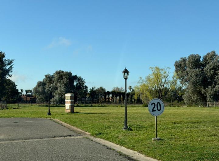 Terreno · 855m²