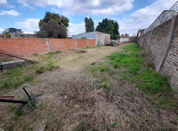 Terreno · 1m² · 1 Ambiente