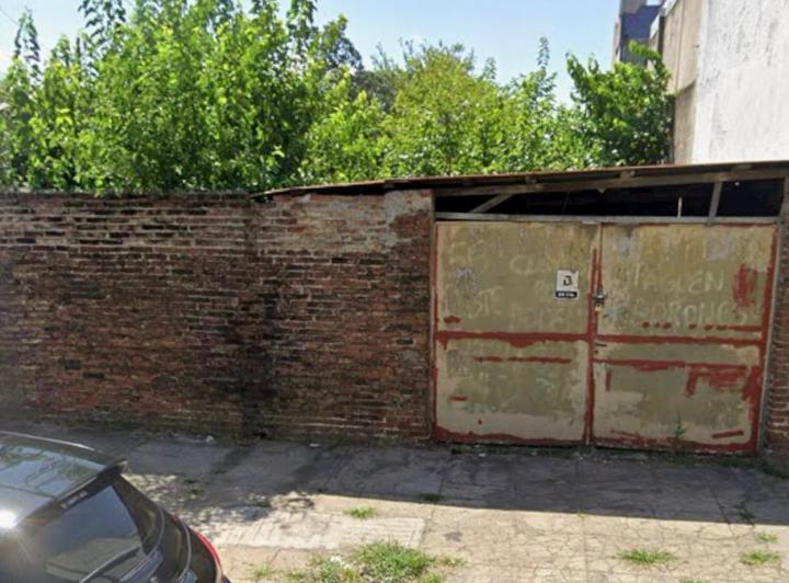 Terreno · 374m²