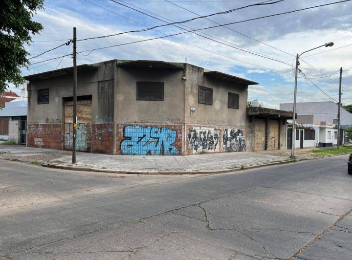 Terreno · 406m²