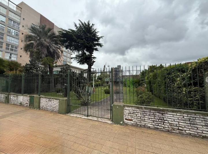 Terreno · 200m²