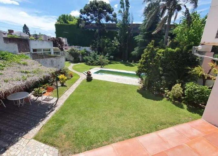 Terreno · 320m²