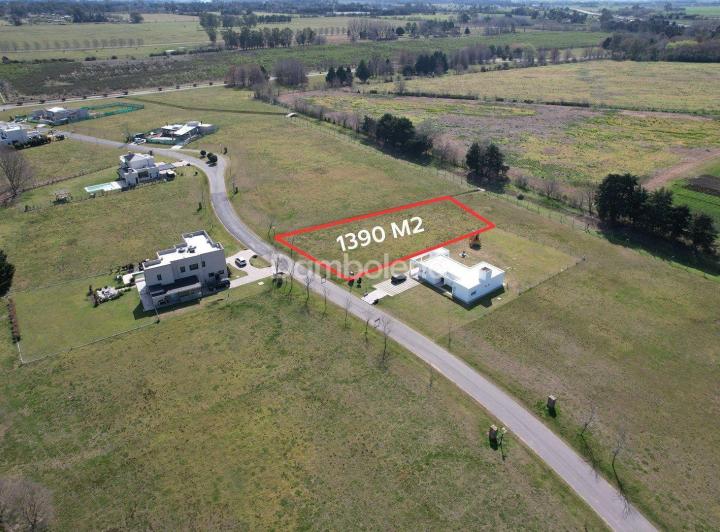 Terreno · 1391m²