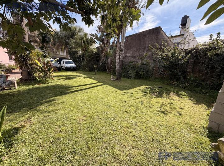 Terreno · 378m²