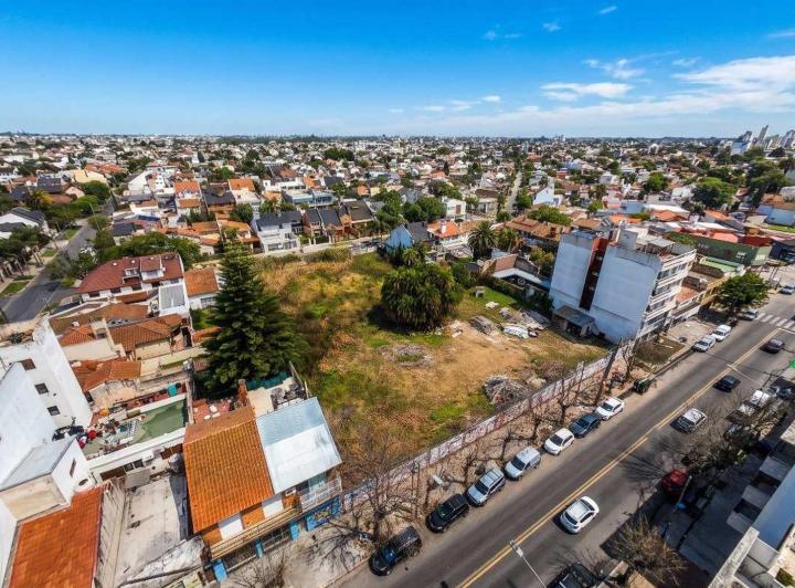 Terreno · 2972m²