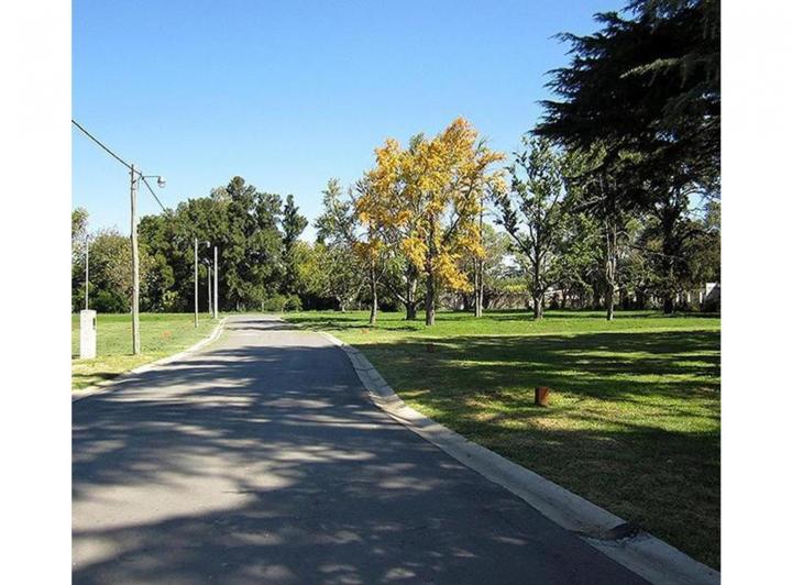 Terreno · 452m²