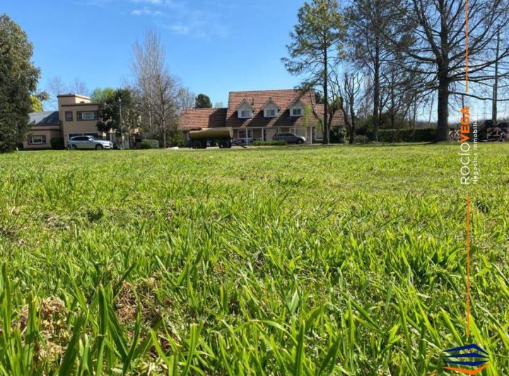 Terreno · 1548m²