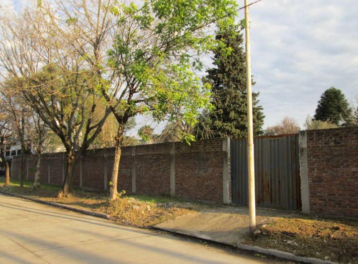 Terreno · 252m²