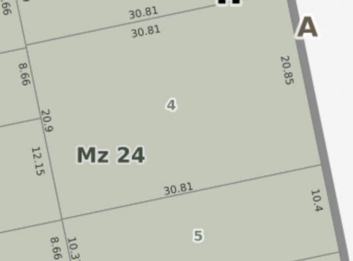 Terreno · 640m²
