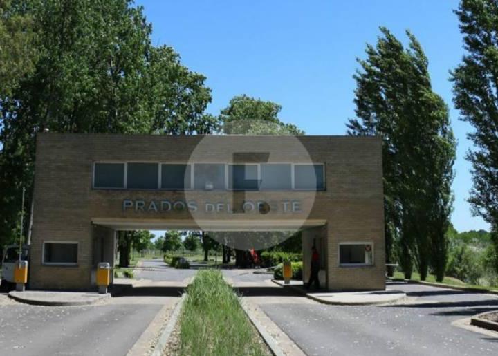 Terreno · 797m²