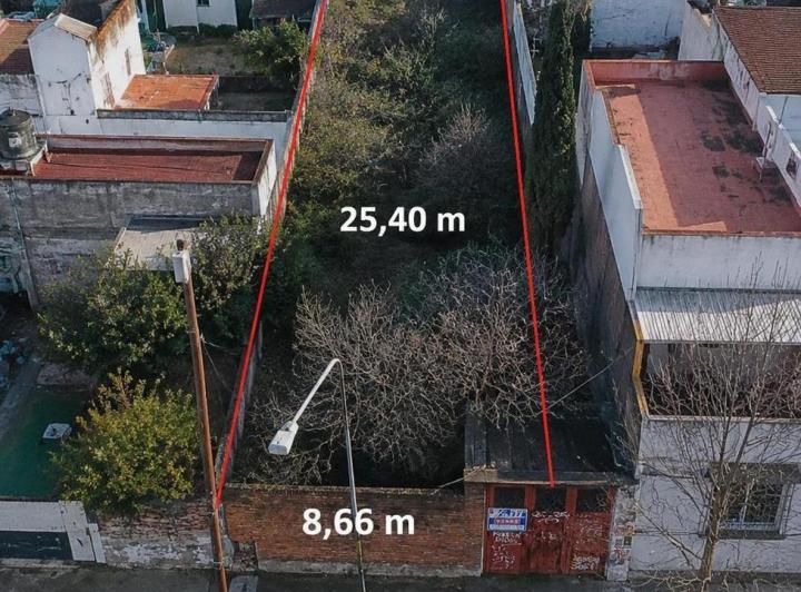 Terreno · 220m²