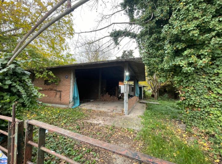 Terreno · 935m²