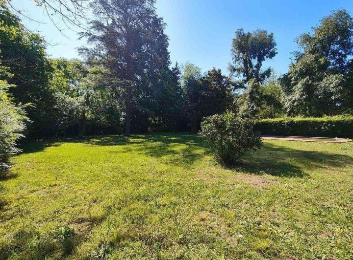 Terreno · 1844m²