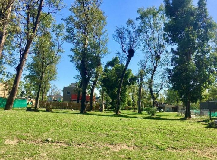 Terreno · 422m²