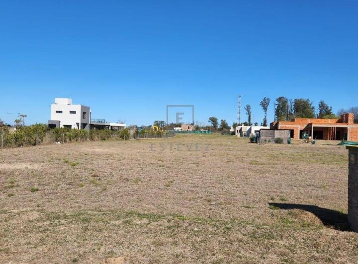 Terreno · 1009m²