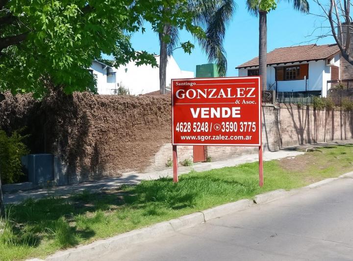 Terreno · 400m²