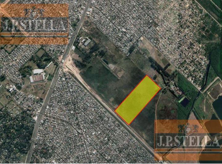 Terreno · 233330m²