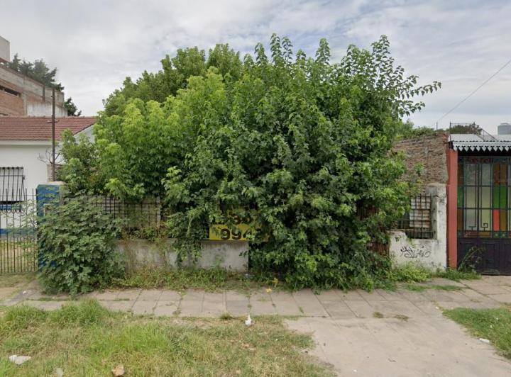 Terreno · 374m²