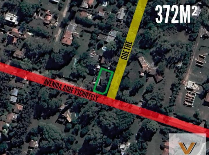 Terreno · 372m²