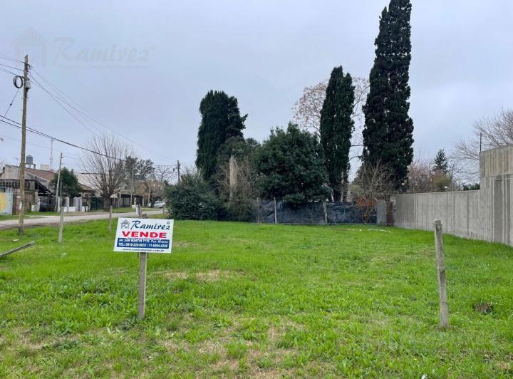 Terreno · 425m²
