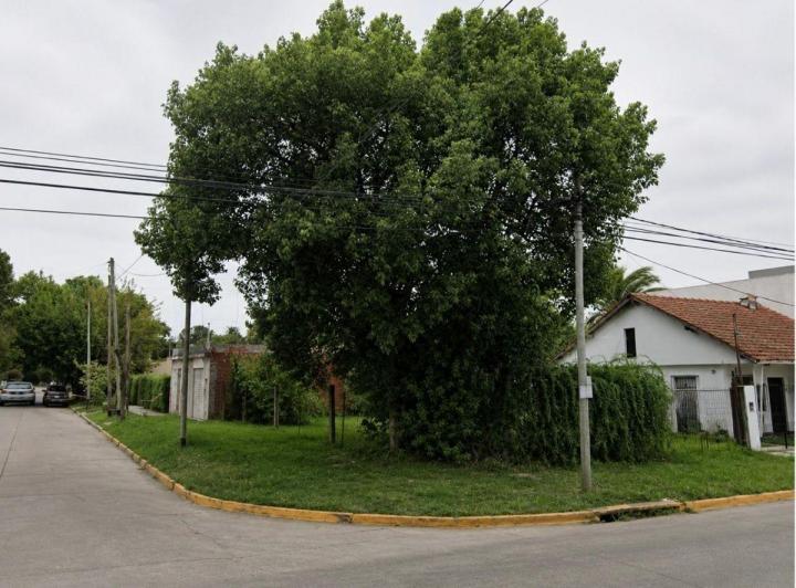 Terreno · 212m²