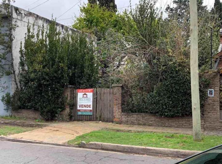 Terreno · 330m² · 1 Cochera
