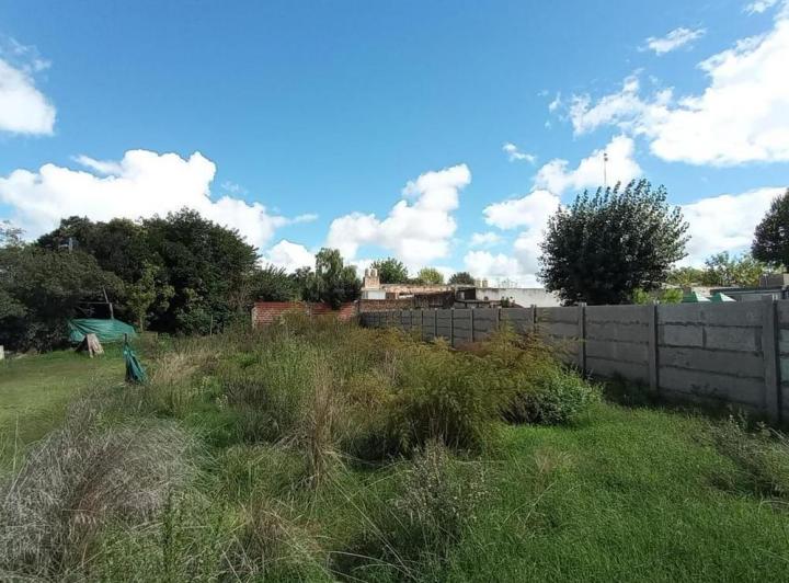 Terreno · 407m²
