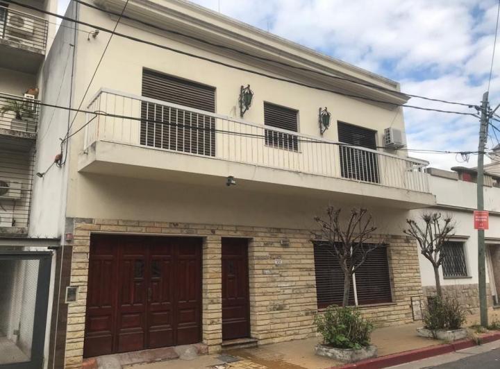 Terreno · 302m²