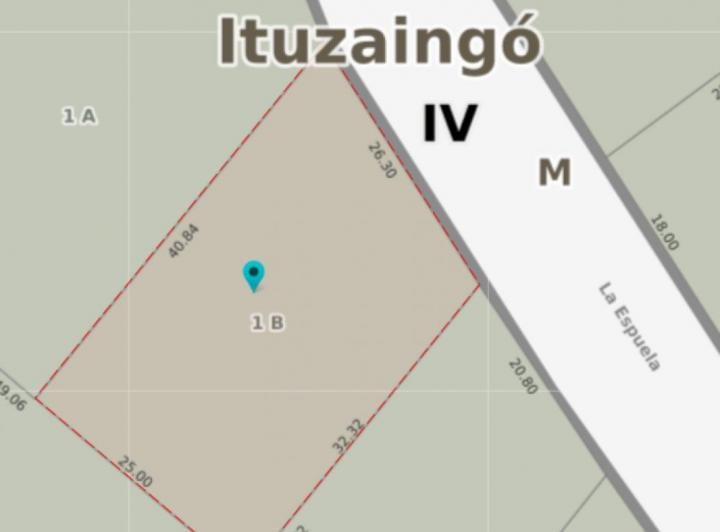 Terreno · 913m²