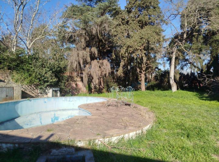 Terreno · 772m²