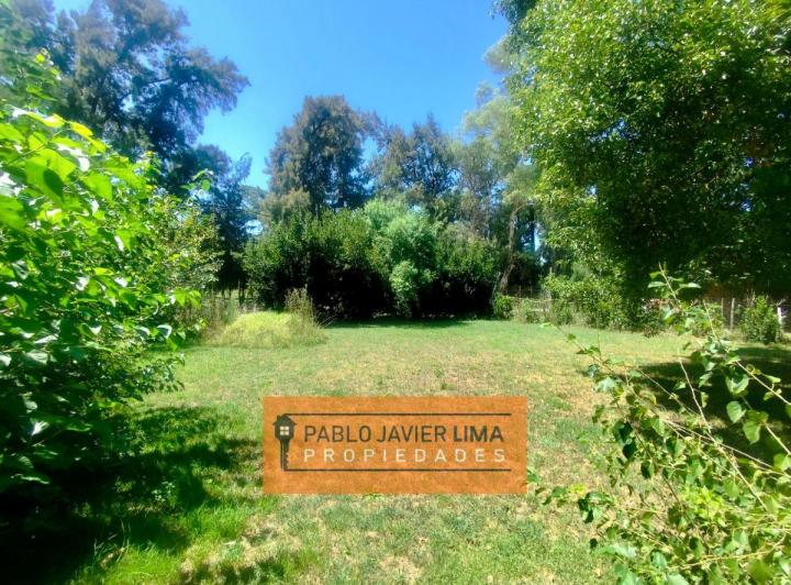 Terreno · 215m²