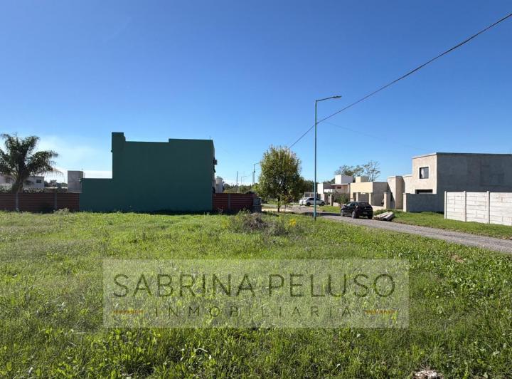 Terreno · 300m²