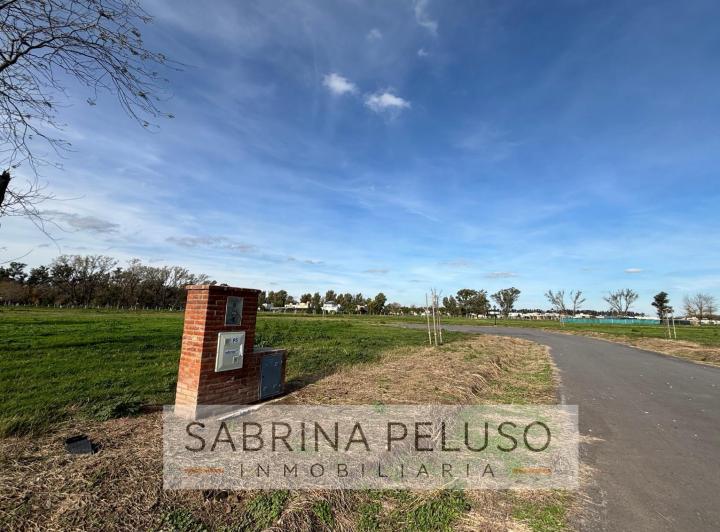 Terreno · 839m²