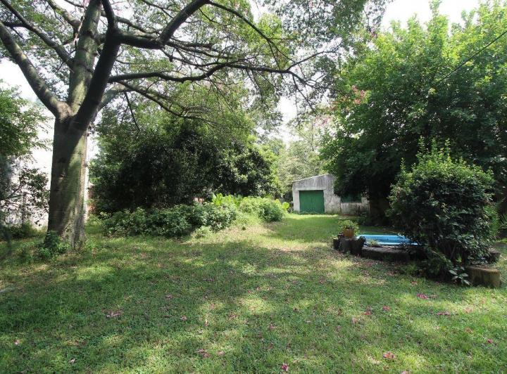 Terreno · 268m²