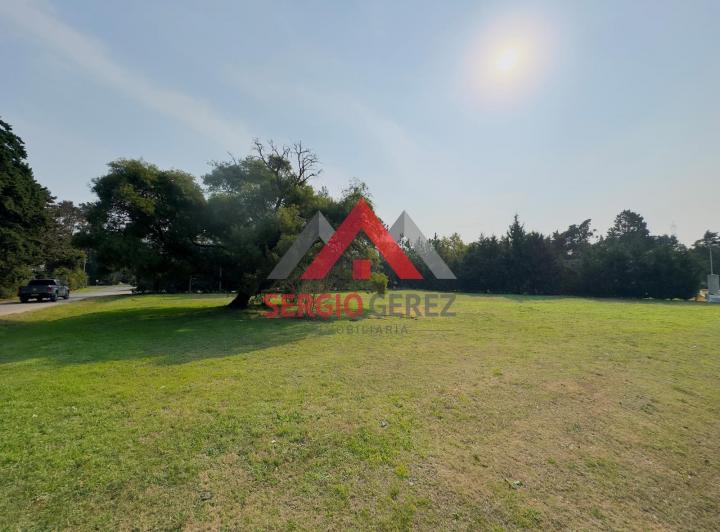 Terreno · 1500m²