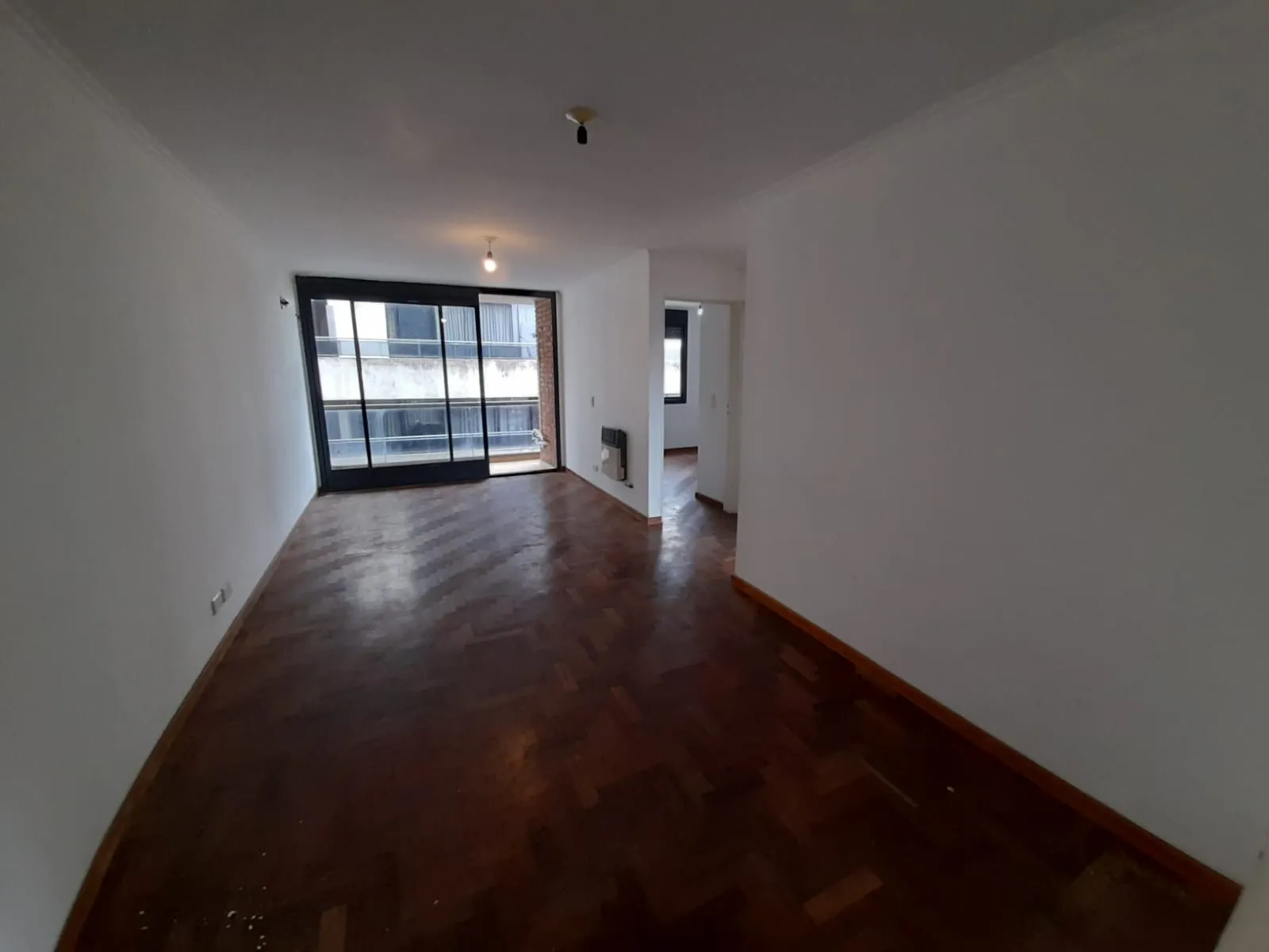 DEPTO DE DOS DORMITORIOS CON BALCON EN NUEVA CORDOBA