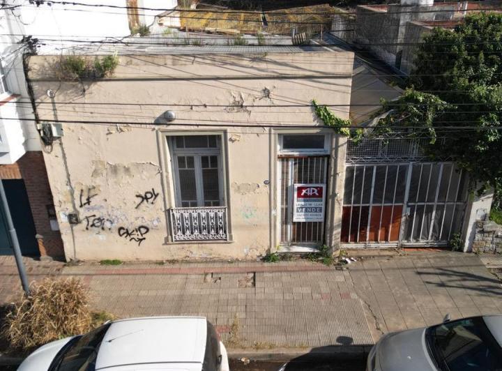 Terreno · 227m²