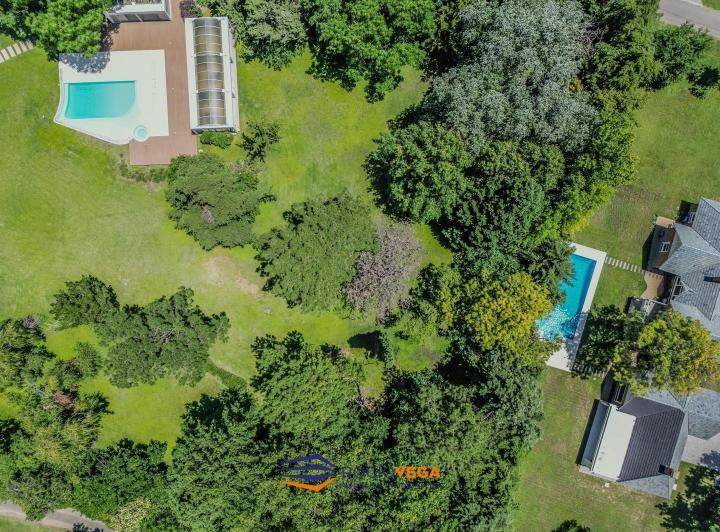 Terreno · 3000m²