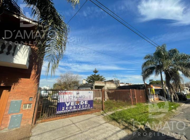 Terreno · 778m²