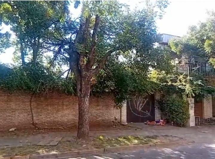 Terreno · 298m²
