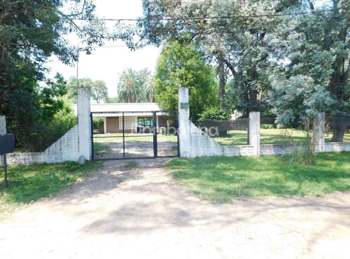 Terreno · 922m²